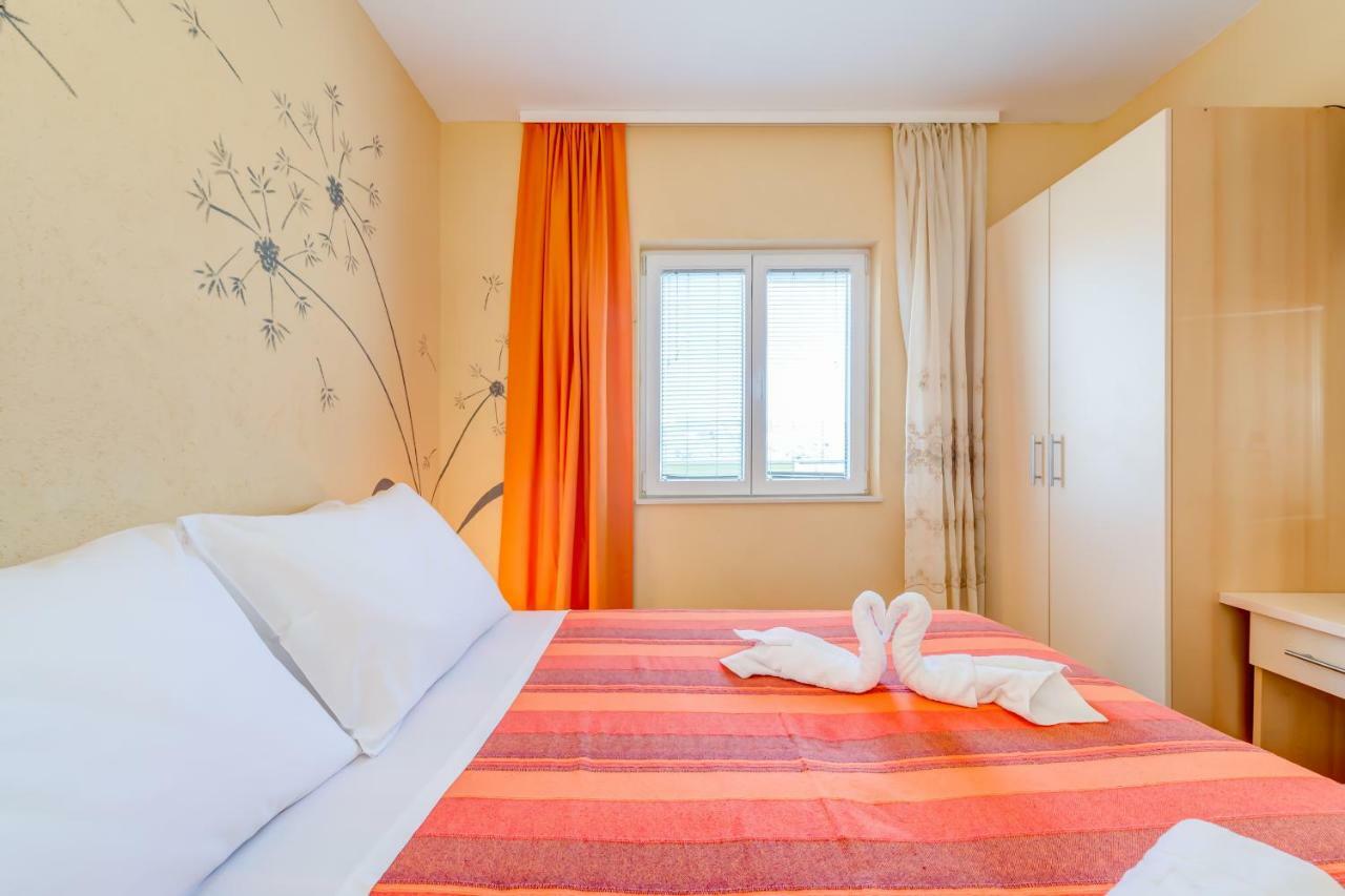 Apartments Petra Trogir Exterior foto